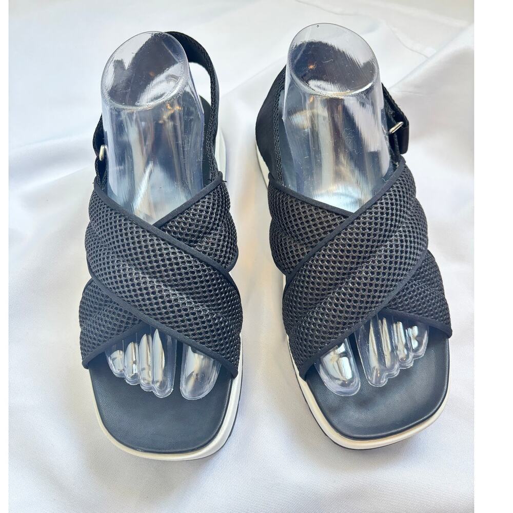 UGG Nella Sling Back platform Mesh Sandal, Black Summer Sandal Size 9